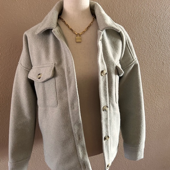 🎈SOLD🎈Light sage wool coat - Picture 6 of 8